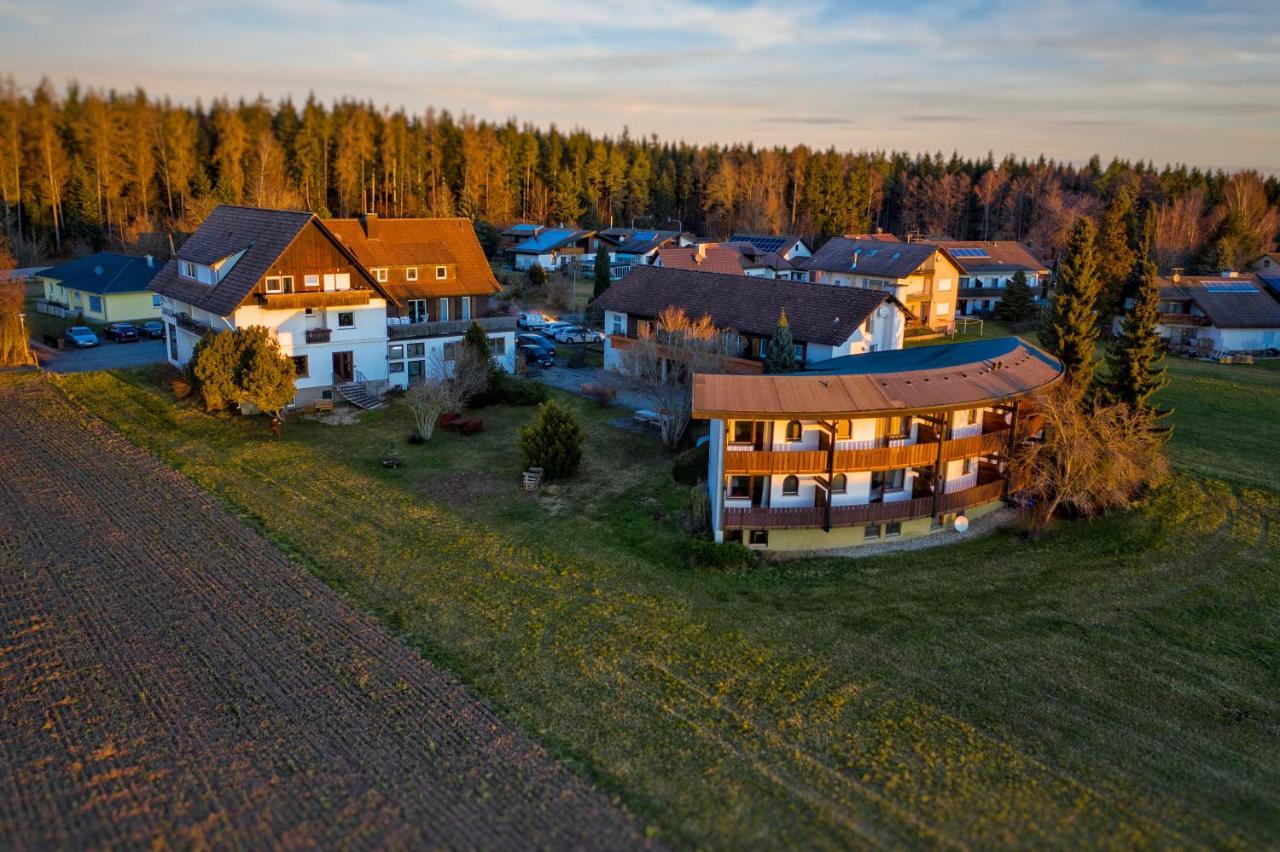 Hotel Restaurant Sonnenschein Pfalzgrafenweiler Exterior photo